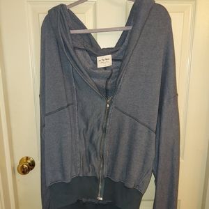 - We the Free hooded sweatshirt med  J. 150 casual cozy athleasure